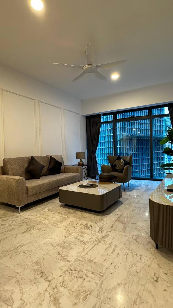 Pangsapuri Klcc View 5 Star At Eaton